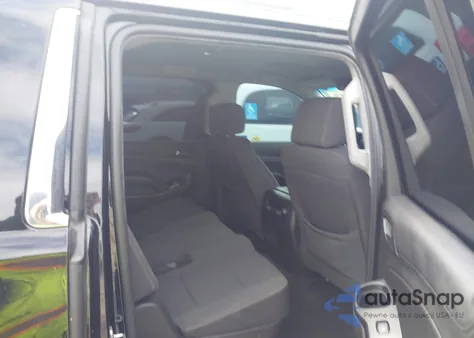 2017 Chevrolet Suburban Ls z USA, uszkodzony, nr VIN 1GNSCGKC4HR326186